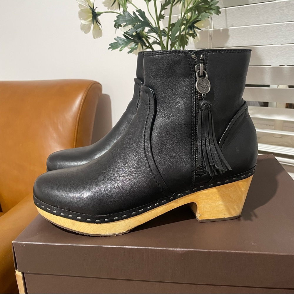 Patricia Nash Rafael Black Leather Zip Clog Boots Size US10